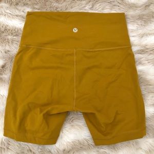Lululemon size 6 golden yellow biker shorts- like new
